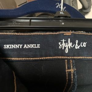 Style & Co Skinny ankle jeans